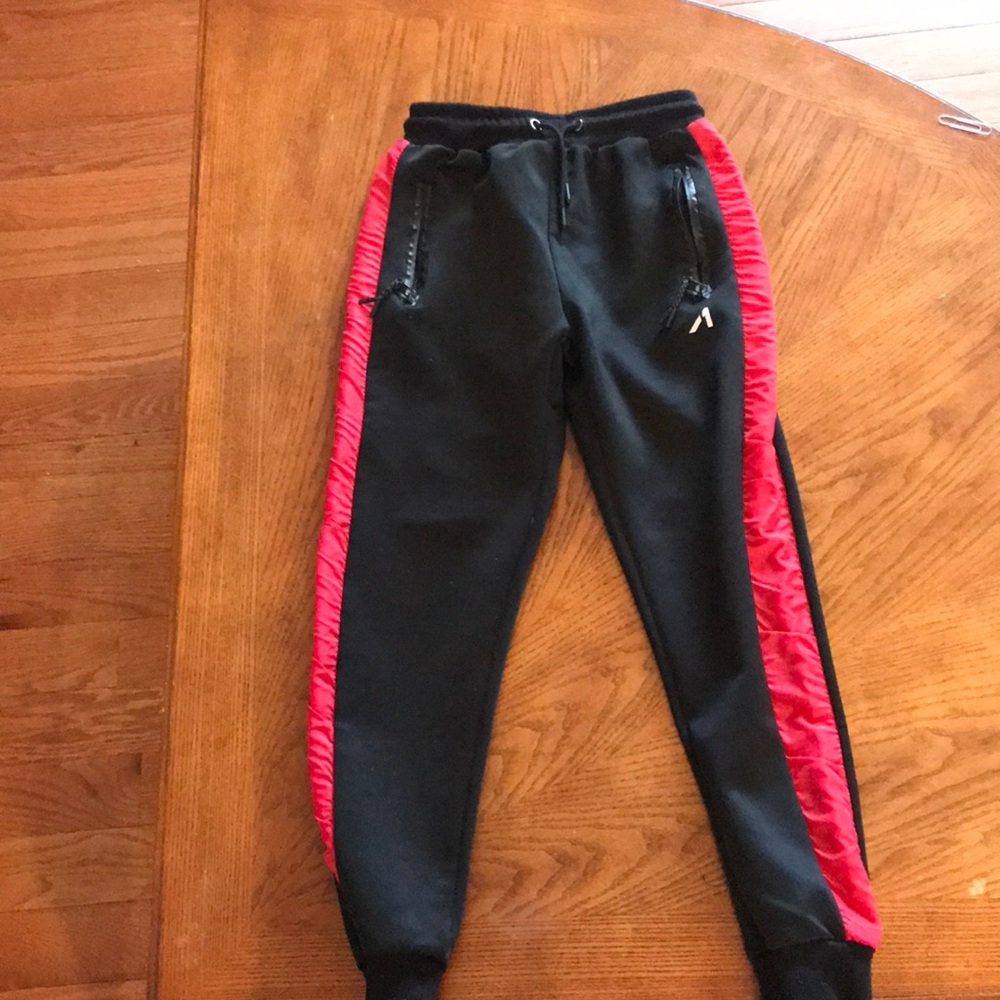 Boys red and black sweats size 10-12